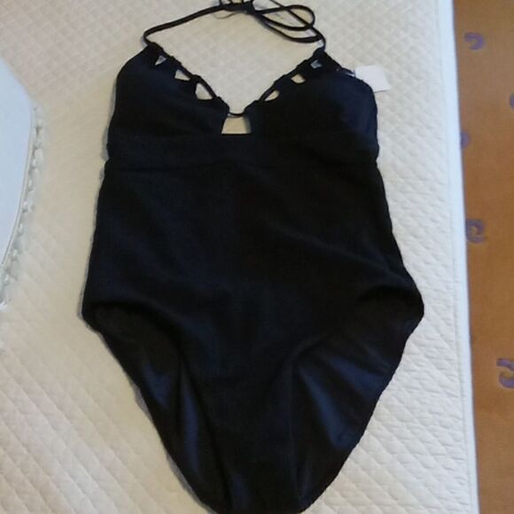 Becca "Candice pucker up" multi way 1 piece textured swimsuit size large NWT - Picture 3 of 5